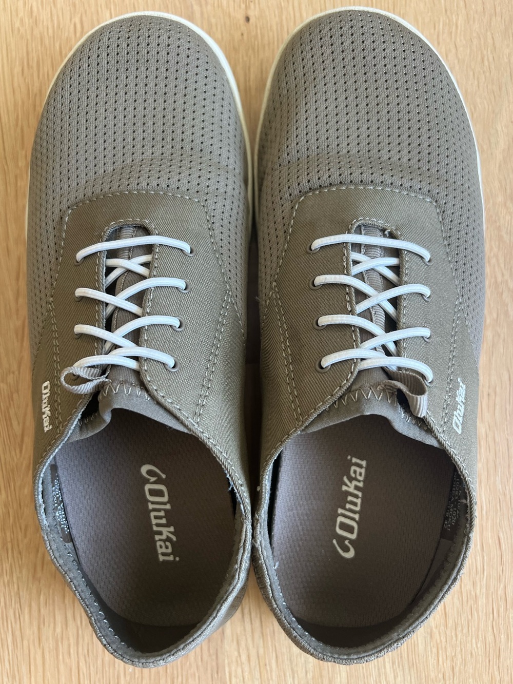 OluKai Men's Nohea Moku Slip-On Sneakers in Clay/Tapa, Size 9
